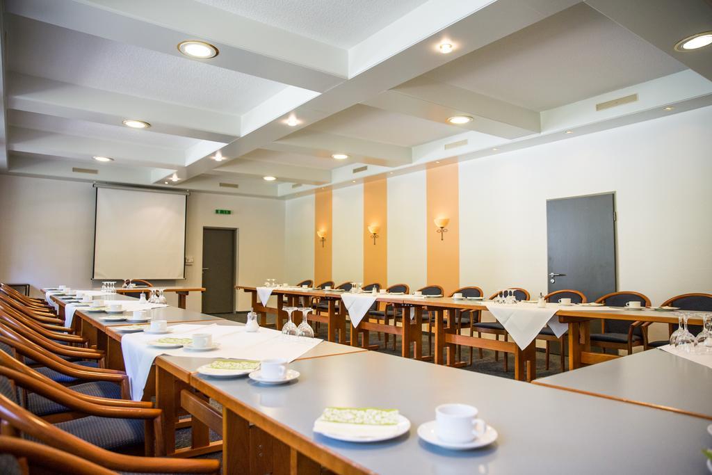 Hotel Ostfriesen Hof Leer Kültér fotó