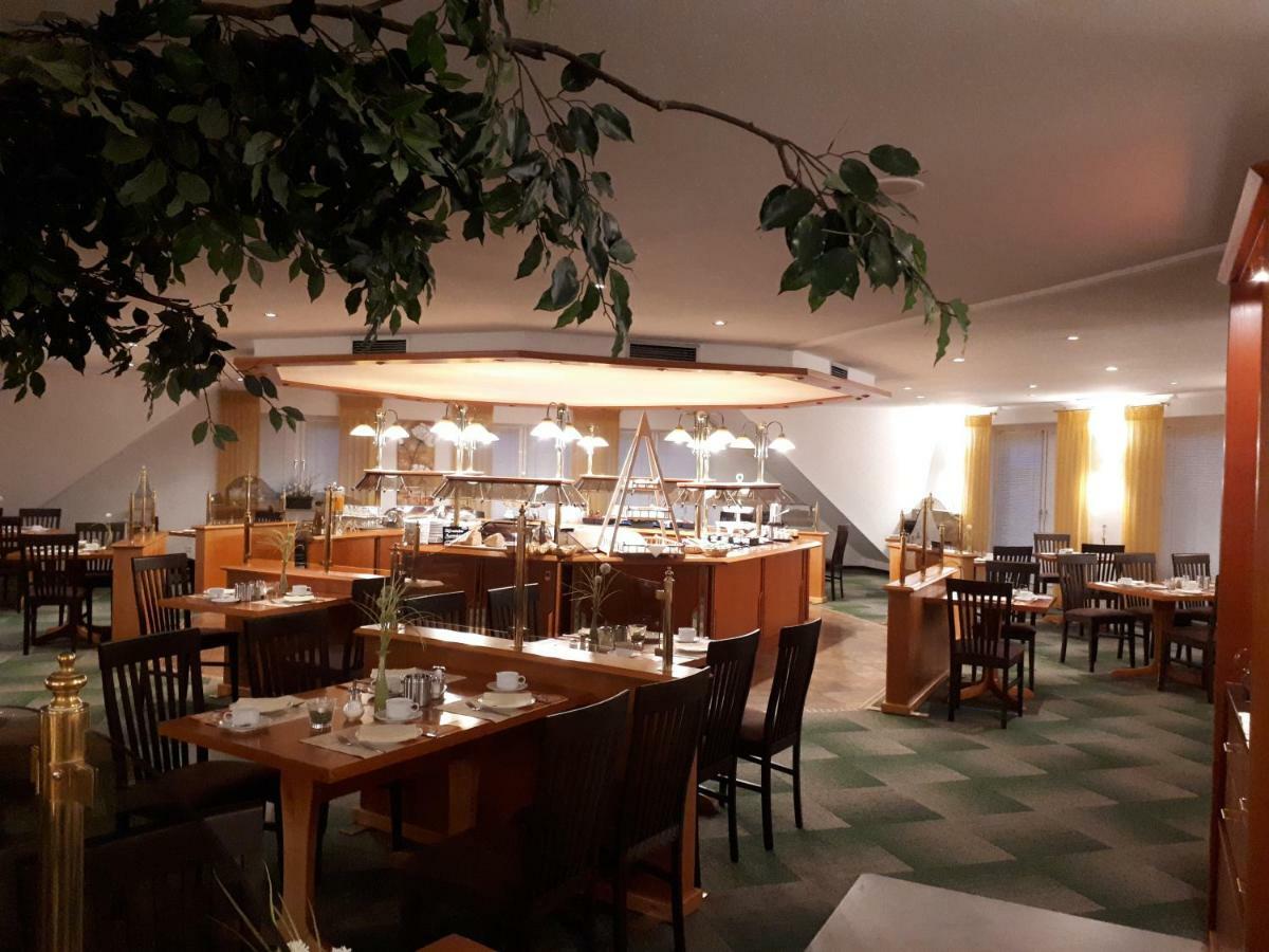 Hotel Ostfriesen Hof Leer Kültér fotó